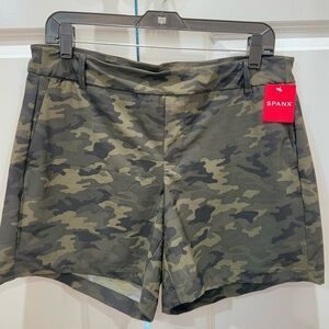 Spanx Sunshine Shorts 6"